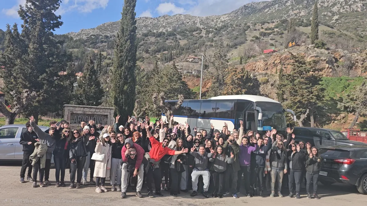 Μαθητές Γ’ Λυκείου του φροντιστηρίου Πυρφόρος στη μονοήμερη εκδρομή στην Αράχωβα